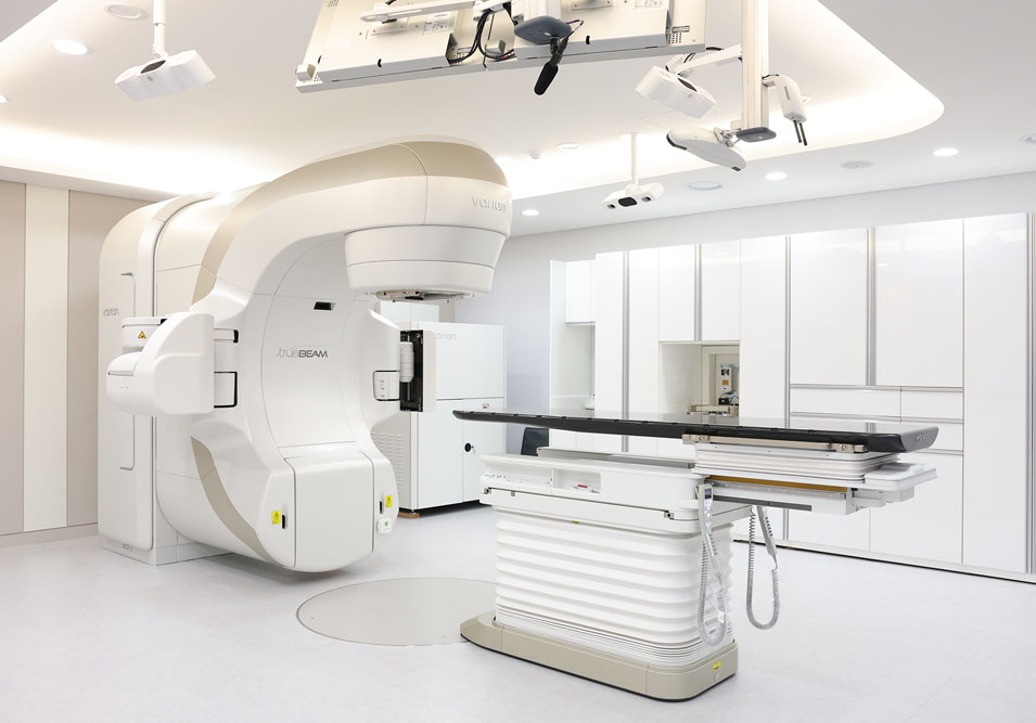 GUGMC Introduces High-Precision Radiation Therapy System TrueBeam